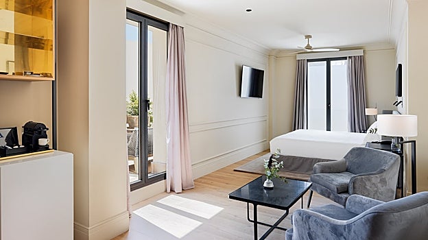 Imagen de la 'Suite Duplex Terraza' del Palacio Colomera