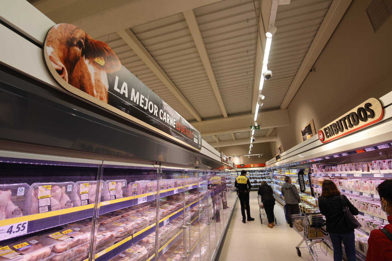 La inauguración del nuevo Lidl de la carretera de Palma del Río, en imágenes
