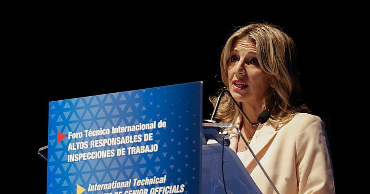 La vicepresidenta segunda y ministra de Trabajo y Economía Social, Yolanda Díaz, durante el acto de clausura del primer Foro Técnico Internacional de Altos Responsables de Inspecciones de Trabajo de todo el mundo, coorganizado con la Organización Internacional del Trabajo (OIT)
