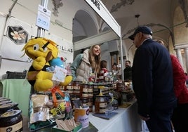 Expomiel, el escaparate en Córdoba de un sector para clientes de cercanía que buscan a los productores