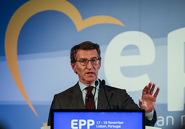 Feijóo: «Sánchez presumía de feminista y ha dado el mayor paso atrás en la defensa de las mujeres»