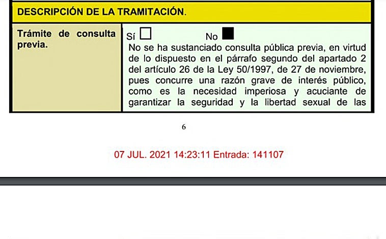 Imagen - Una laguna que consta en el expediente: la memoria que el Ministerio de Irene Montero redactó sobre la ley del 'sí es sí' recoge en su página 6 la omisión de la consulta pública previa y el argumento que ofreció para ello