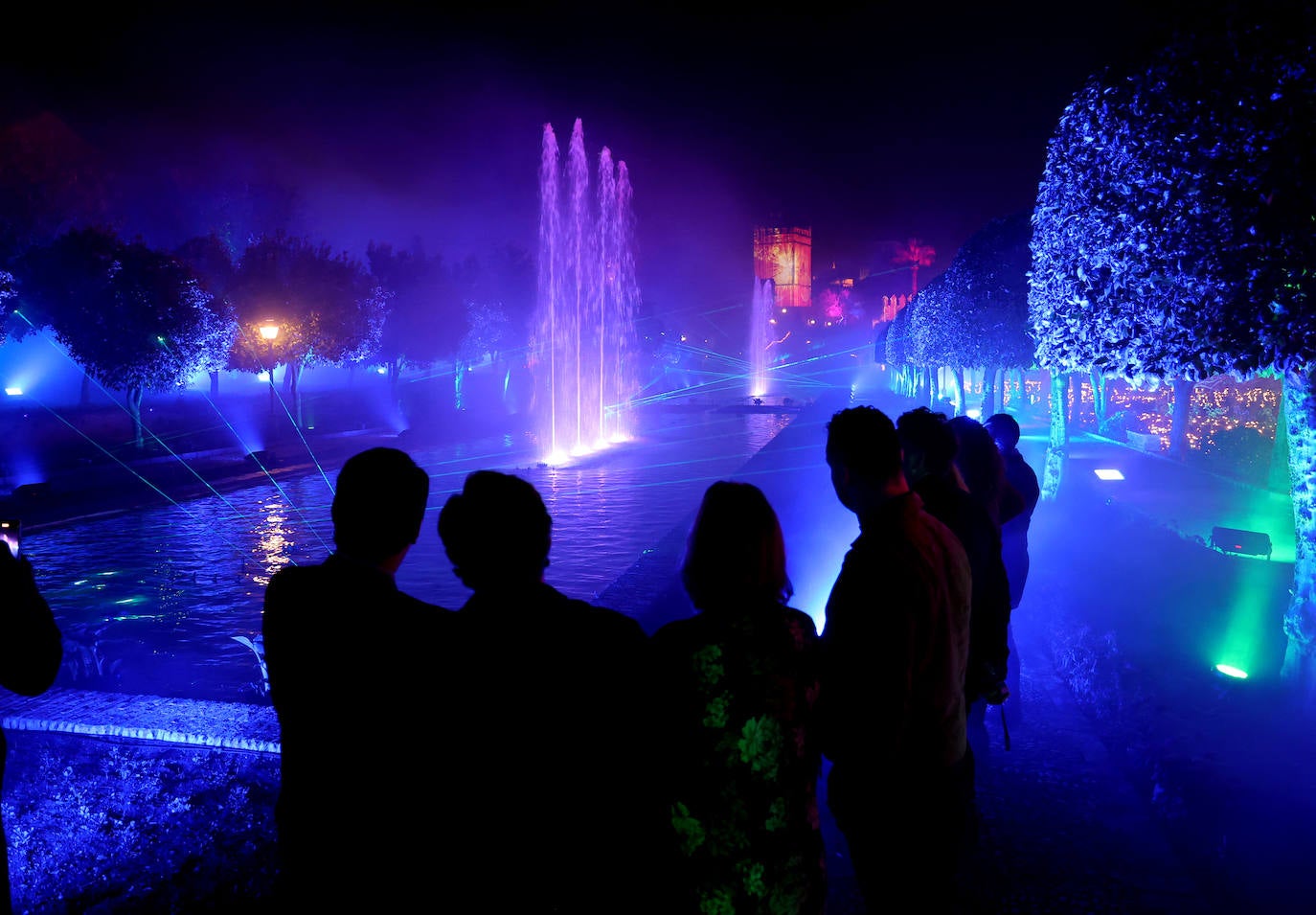 El deslumbrante espectáculo nocturno del Alcázar de Córdoba, en imágenes