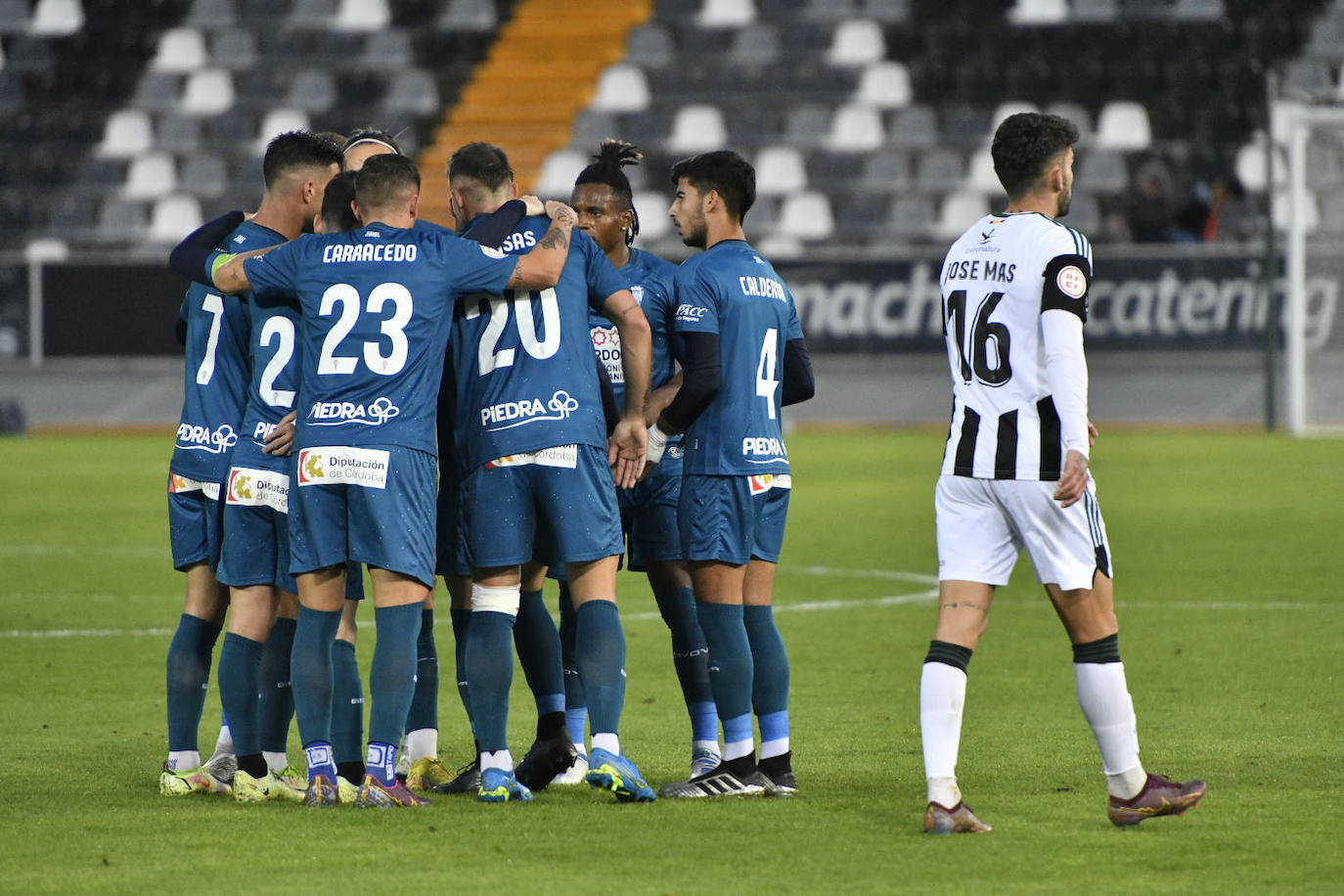 Las mejores imágenes del Badajoz - Córdoba CF