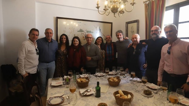 Asistentes al homenaje a José Antonio Luque