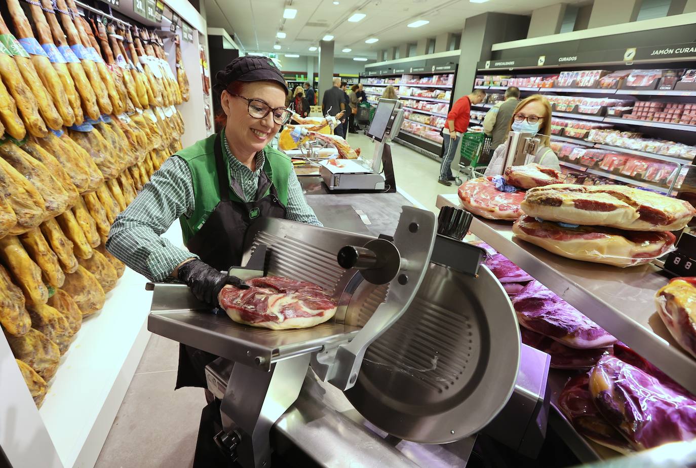 Los dos nuevos supermercados de Mercadona en Córdoba, en imágenes