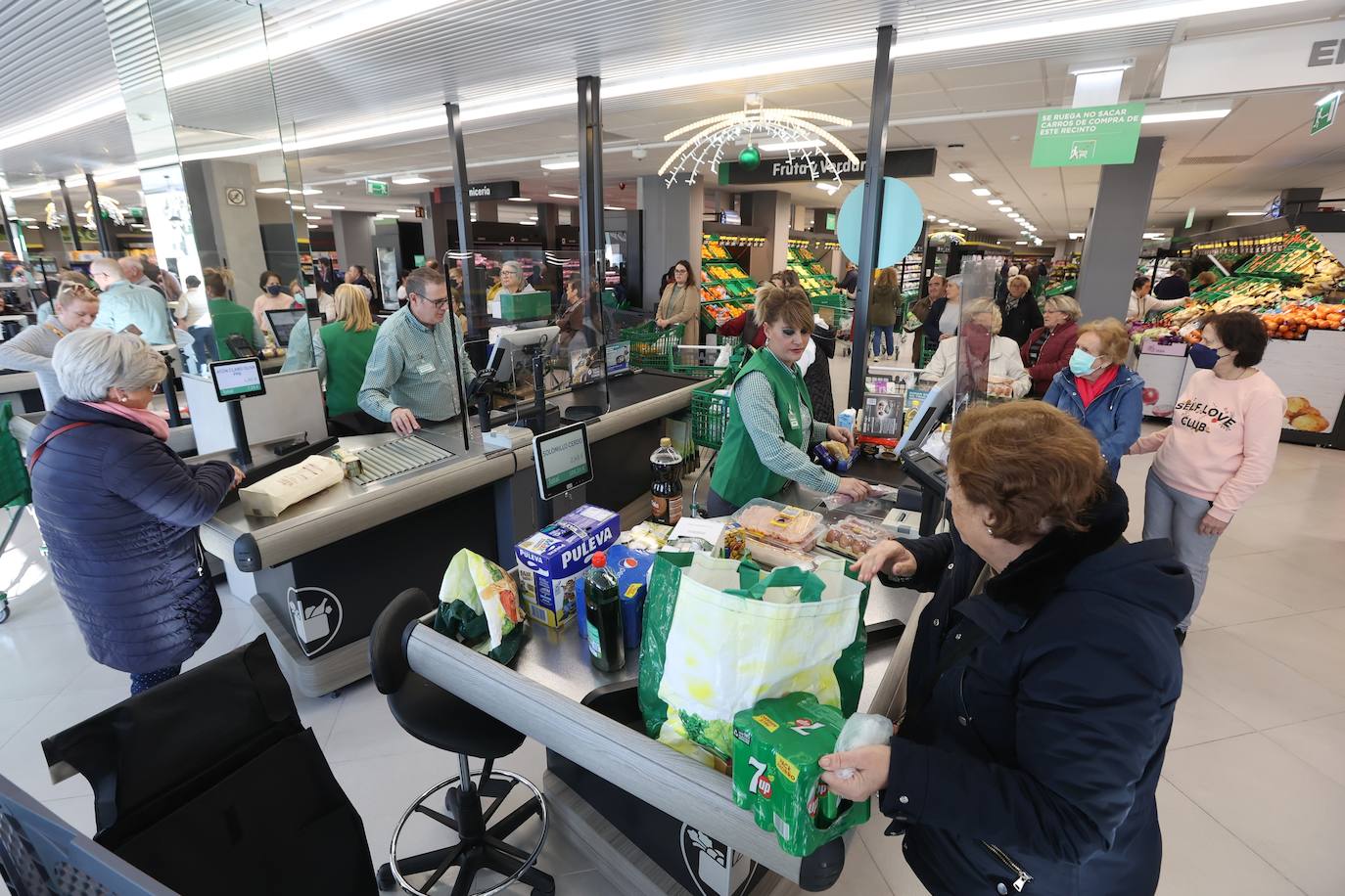 Los dos nuevos supermercados de Mercadona en Córdoba, en imágenes