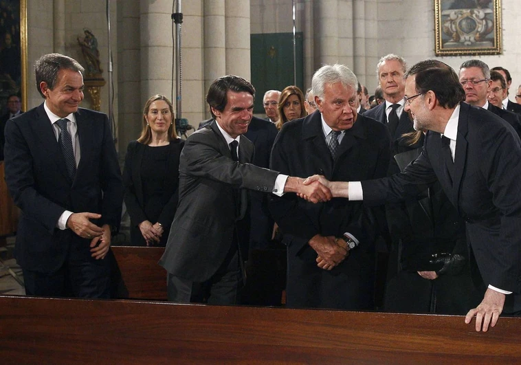 González, Zapatero y Rajoy eligieron juristas de prestigio sin vínculos partidistas para el Constitucional