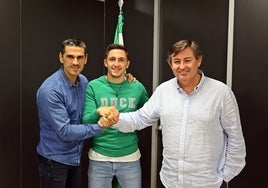 Fichajes Córdoba CF | El club renueva a Cristian Carracedo hasta 2025