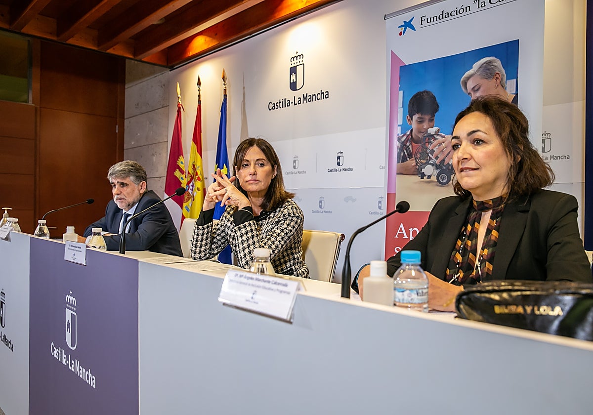 Presentación ayer del programa contra al vulnerabilidad infantil