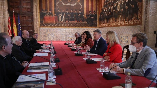Imagen de la reunión celebrada este jueves en el Palau de la Generalitat