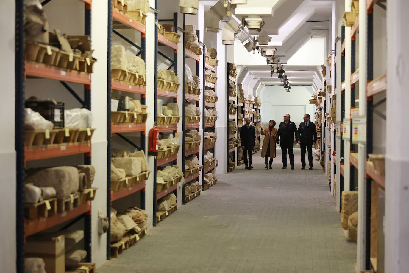 Las primeras imágenes del almacén arqueológico del Silo en Córdoba