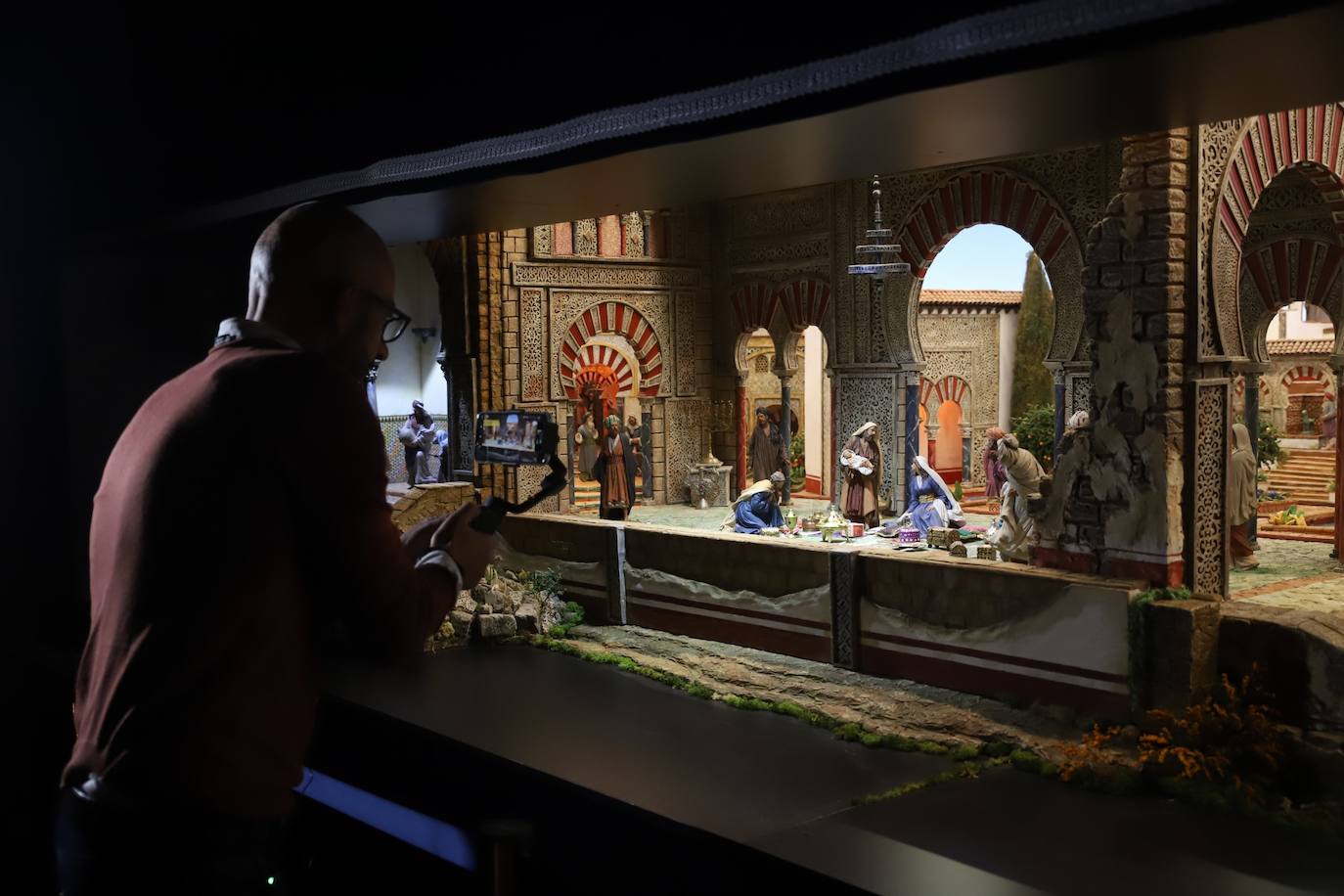 El Belén inspirado en Medina Azahara de la Fundación Cajasol en Córdoba, en imágenes