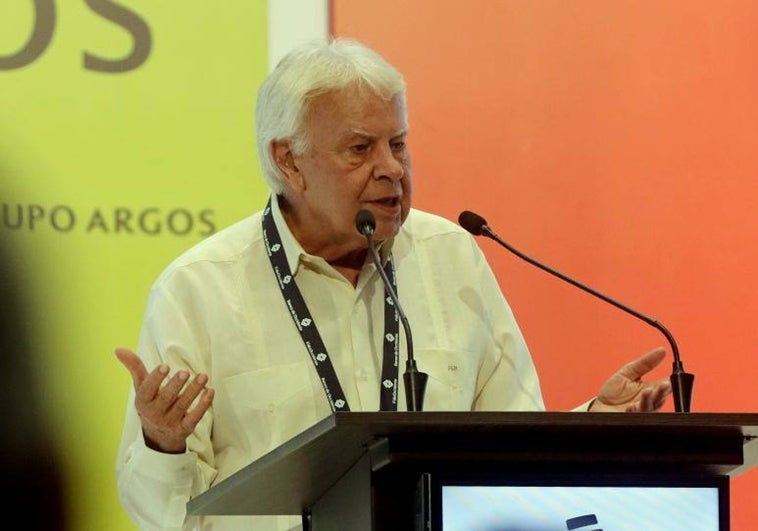 Felipe González critica la eliminación de la sedición y emplaza al Gobierno a corregir la ley del 'solo sí es sí'