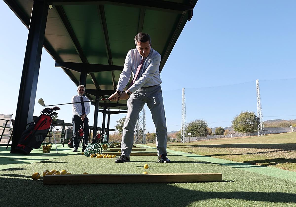 Imagen de familia de la inauguración de Arruzafa Golf, el nuevo campo de la ciudad
