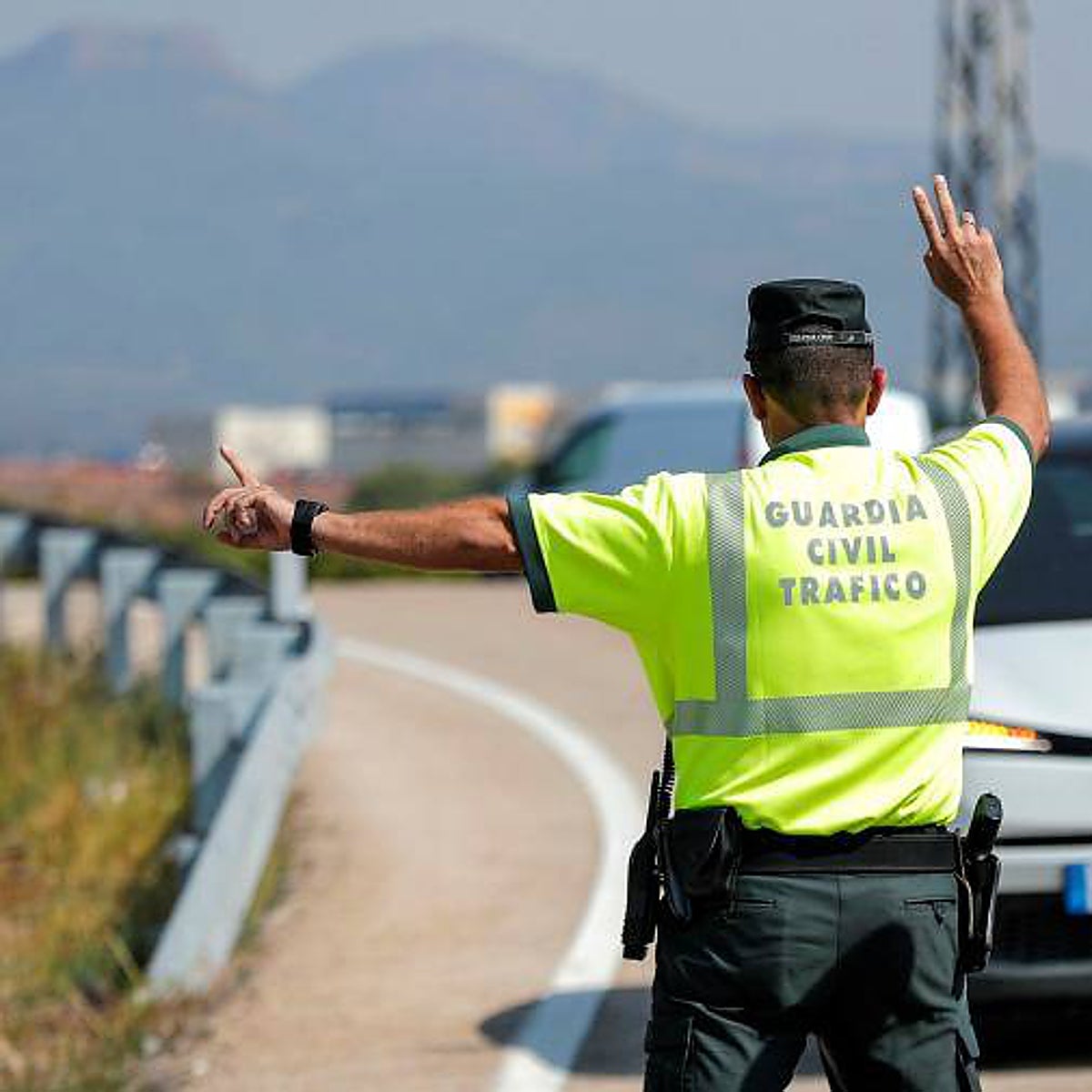 «Hábleme en castellano porque estamos en España»: denuncian a un guardia civil por discriminación lingüística