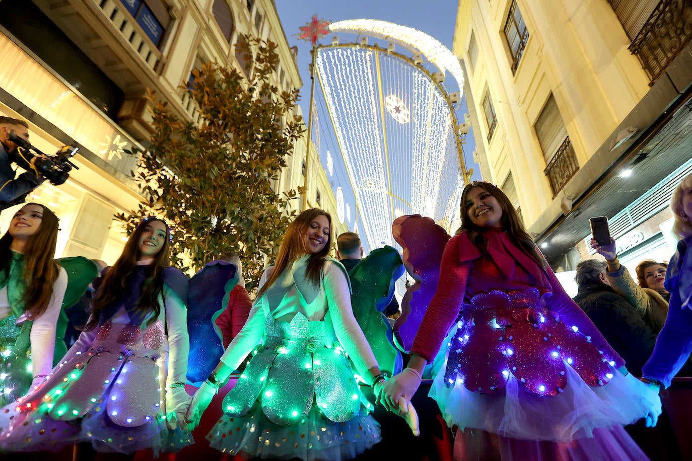El deslumbrante estreno del espectáculo de luz y música de Cruz Conde en Córdoba, en imágenes