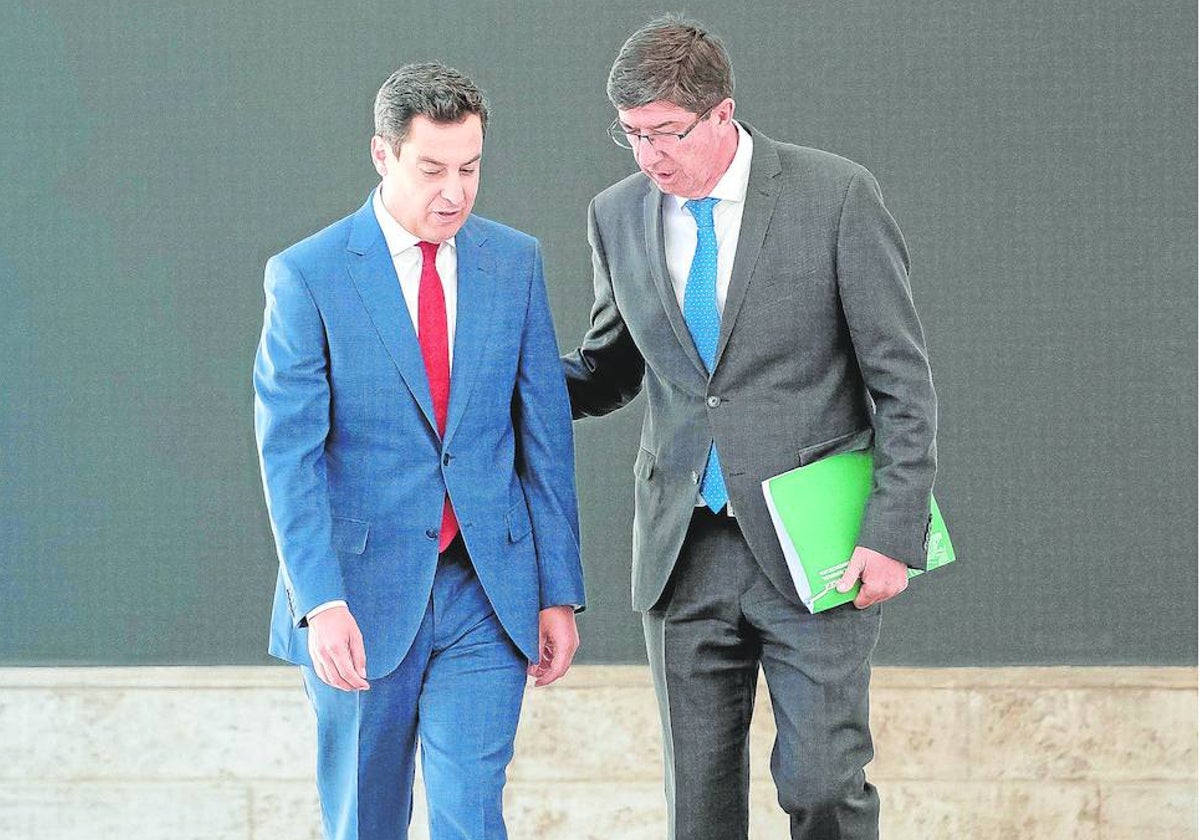 El presidente de la Junta junto al líder de Cs, Juan Marín