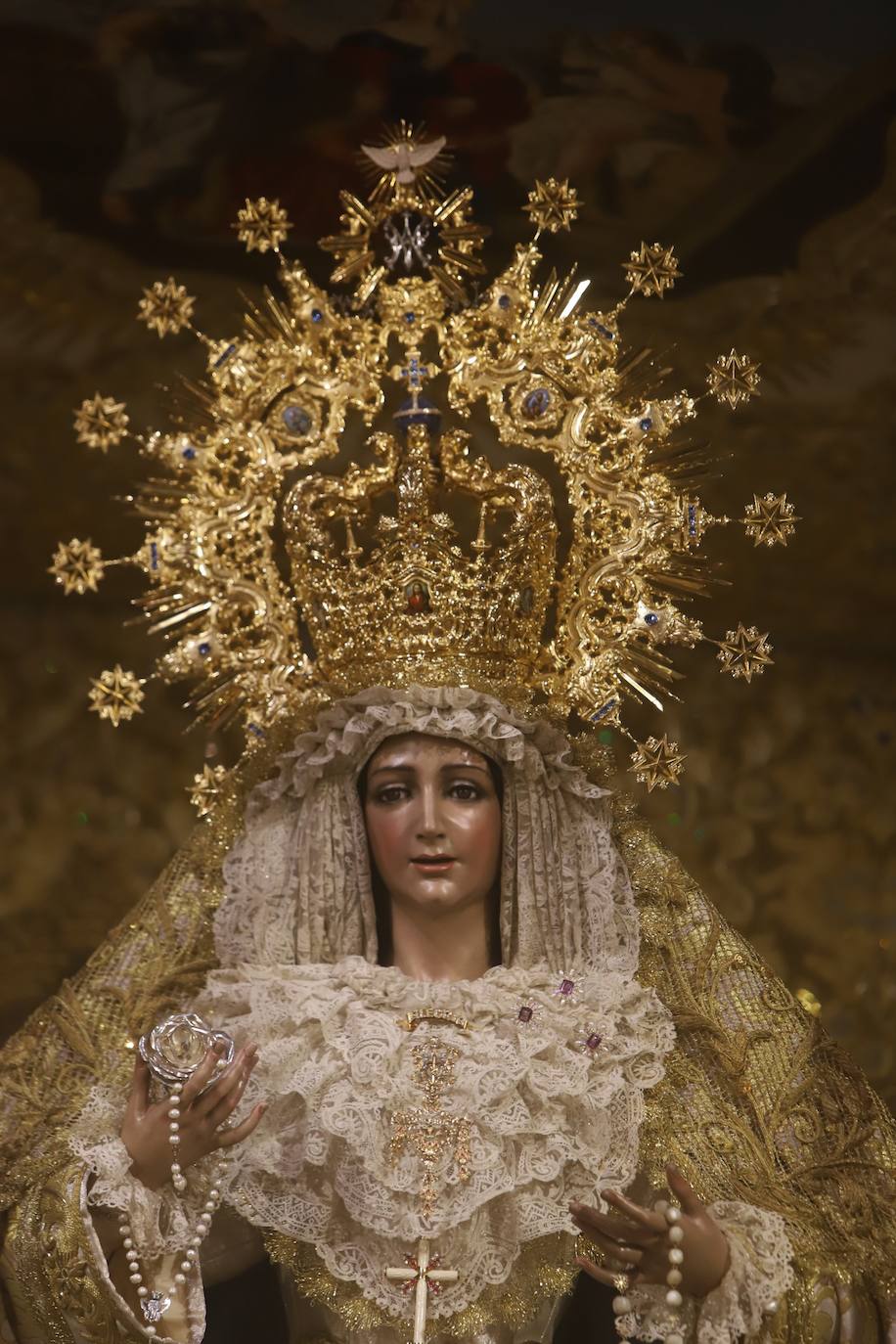 La solemne imposición de la nueva corona de la Virgen de la Alegría de Córdoba, en imágenes