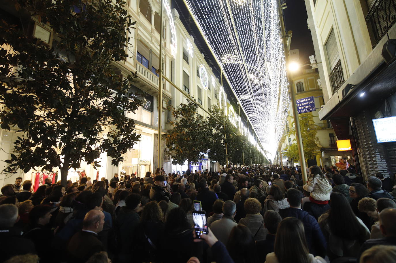 El ambiente del primer día del puente de diciembre en Córdoba, en imágenes