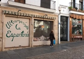 Cierra Ultramarinos La Espartería, un comercio tradicional de Córdoba abierto desde 1934