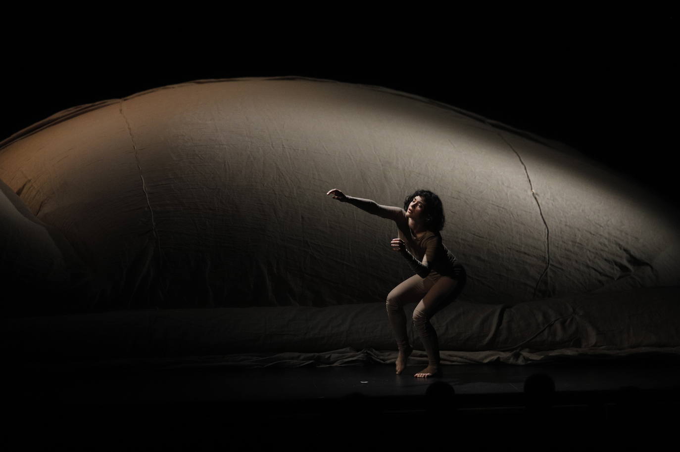 La danza de &#039;Pharsalia&#039; en el Gran Teatro de Córdoba, en imágenes