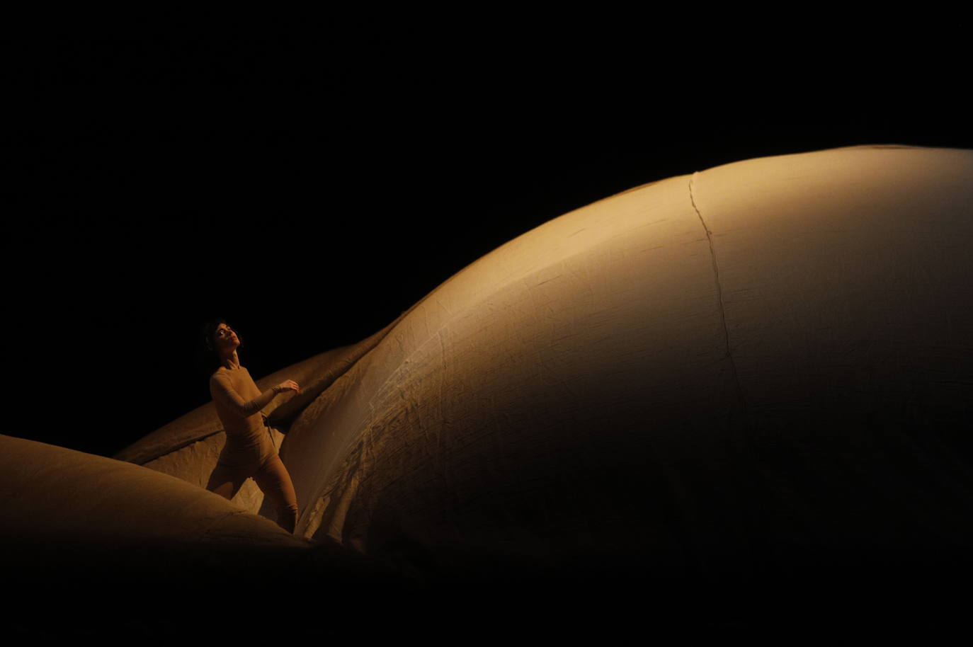 La danza de &#039;Pharsalia&#039; en el Gran Teatro de Córdoba, en imágenes