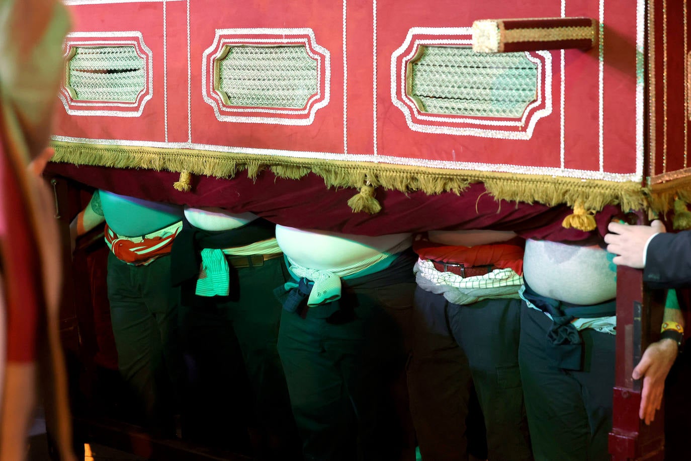 La emotiva procesión de la vigilia de la Inmaculada Concepción en Córdoba, en imágenes