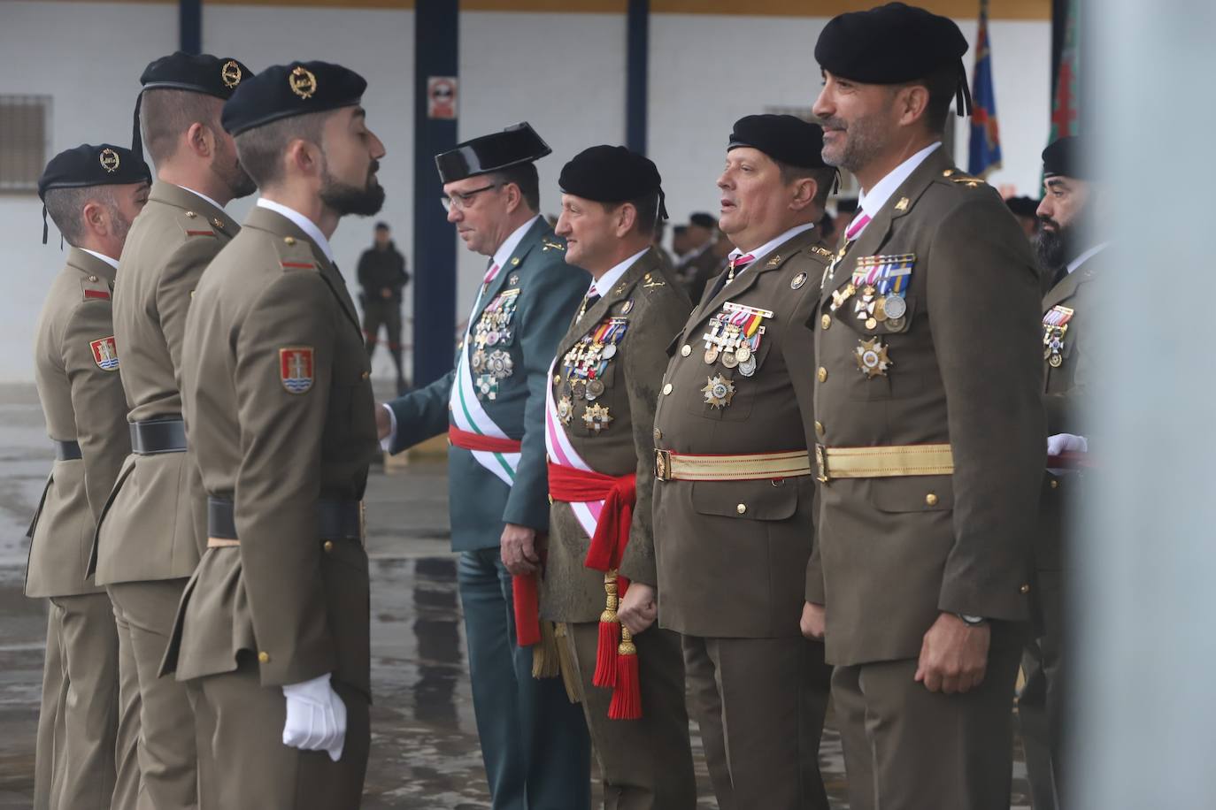 En imágenes, el solemne desfile militar de la BRI X de Córdoba por la Inmaculada