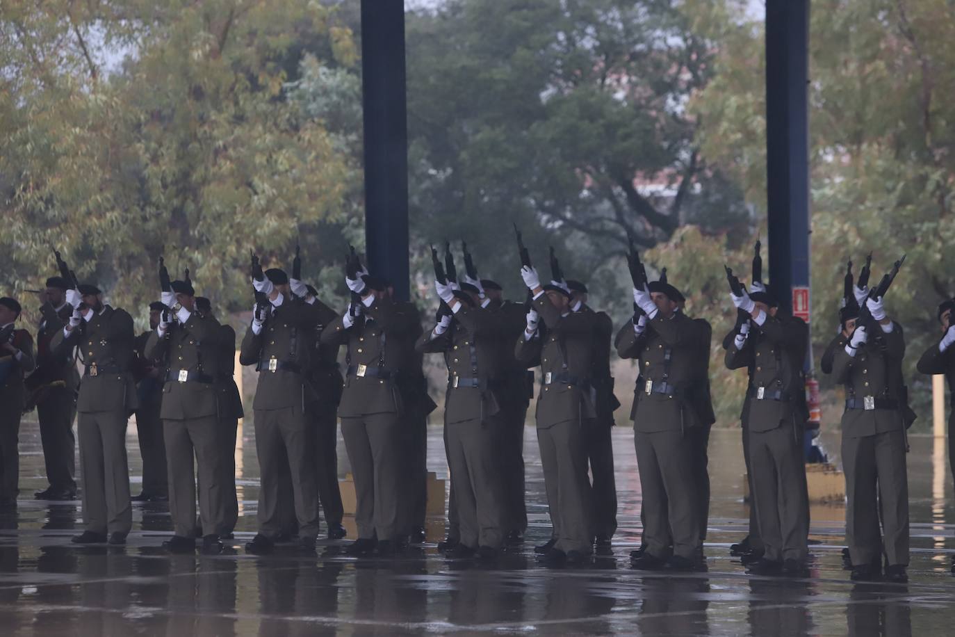 En imágenes, el solemne desfile militar de la BRI X de Córdoba por la Inmaculada
