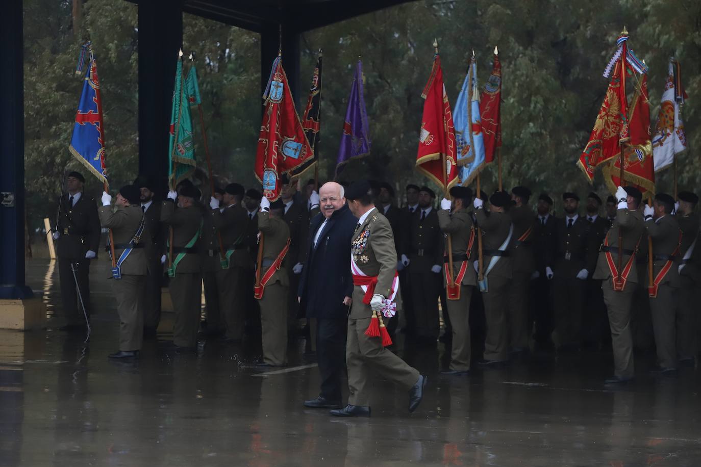 En imágenes, el solemne desfile militar de la BRI X de Córdoba por la Inmaculada