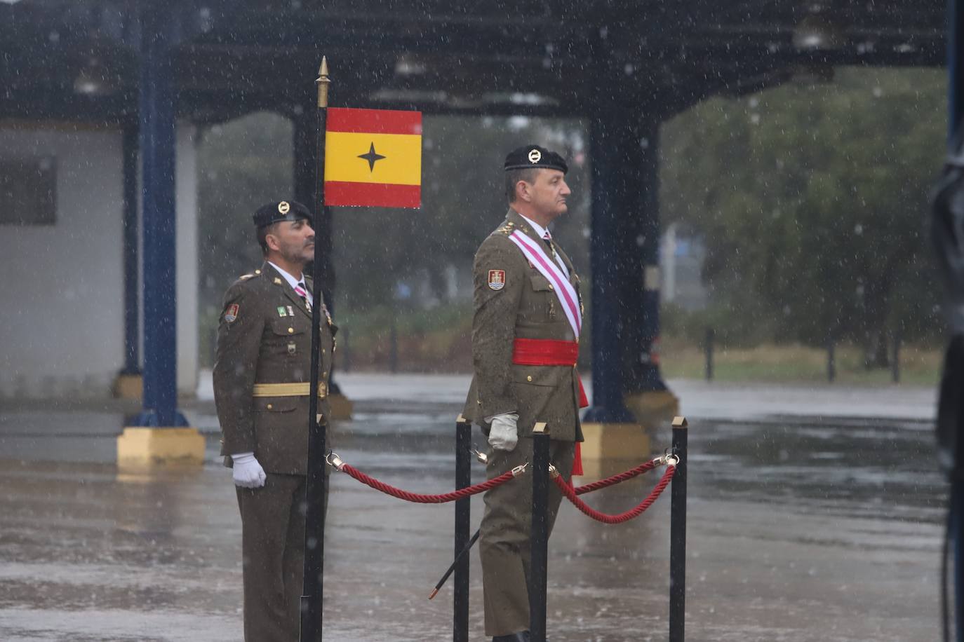 En imágenes, el solemne desfile militar de la BRI X de Córdoba por la Inmaculada
