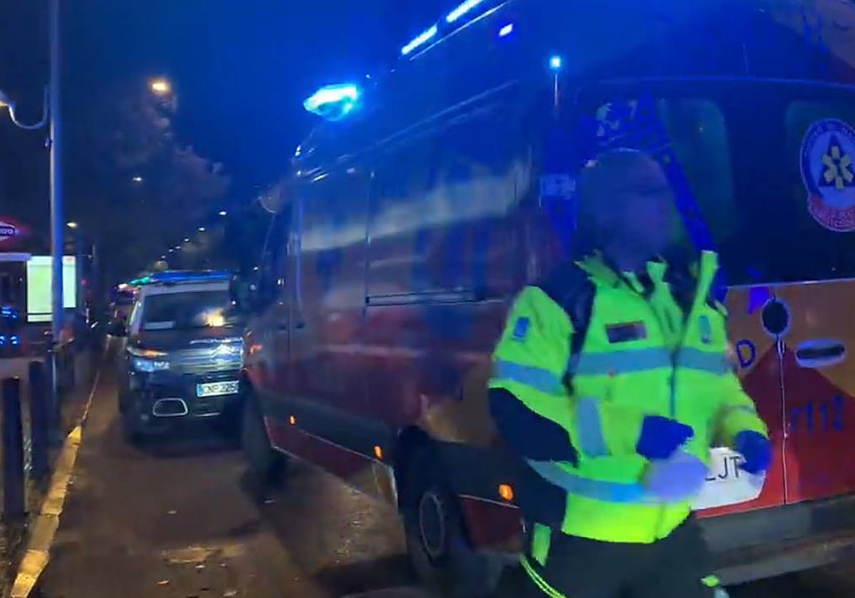 Samur y Policía Nacional, esta noche, en el lugar del suceso