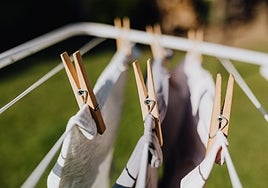 Cómo tender de forma correcta y no planchar nunca más