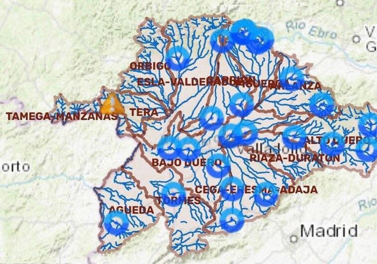 Las lluvias sitúan en alerta naranja al río Tera a su paso por Puebla de Sanabria (Zamora)
