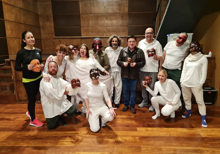 El Teatro de Rojas continúa con la formación a través del taller de máscaras y comedia del arte