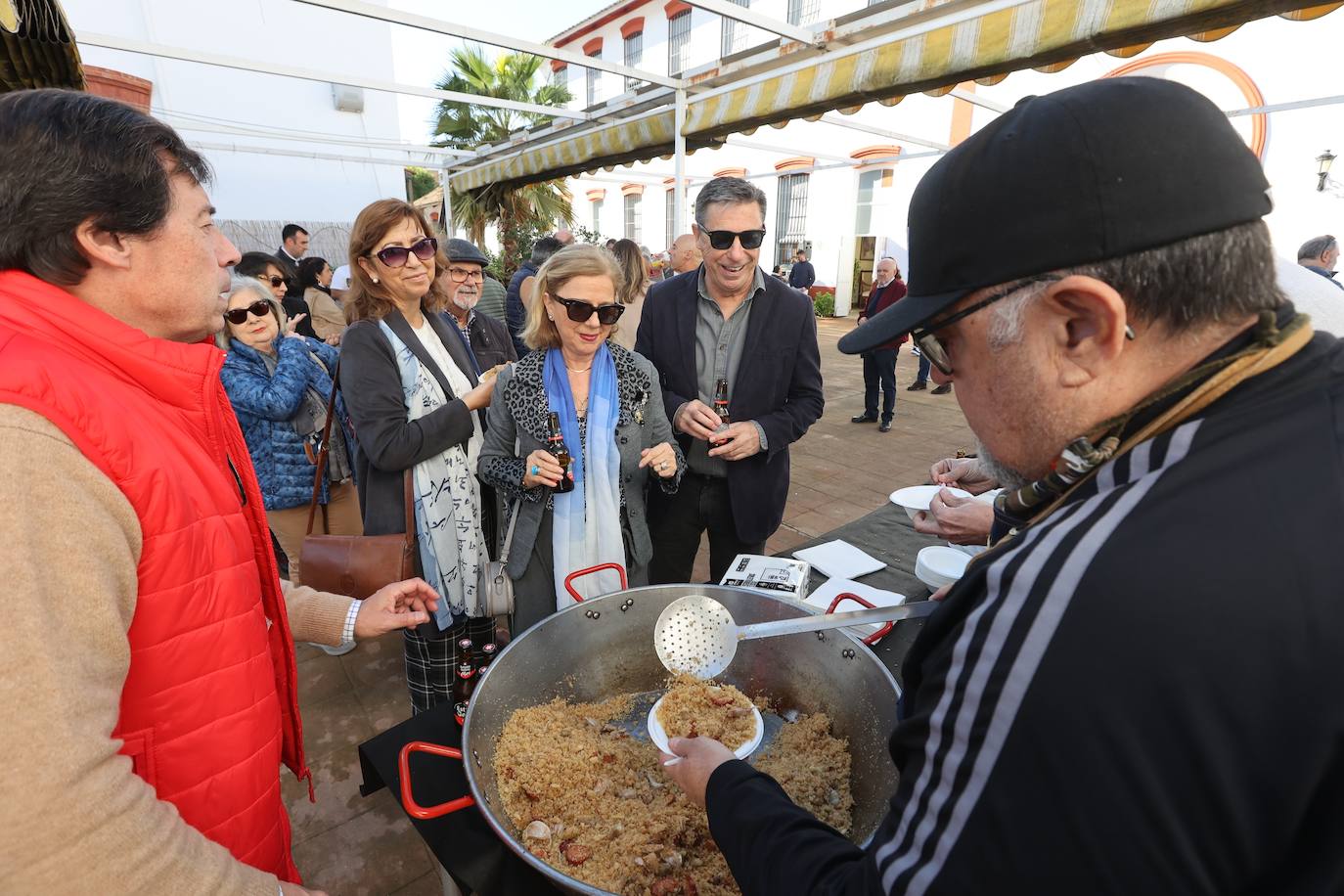 Las tradicionales migas de la Cruz Blanca de Córdoba, en imágenes