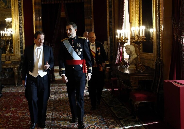 «Felipe VI es un gran desconocido para los españoles»