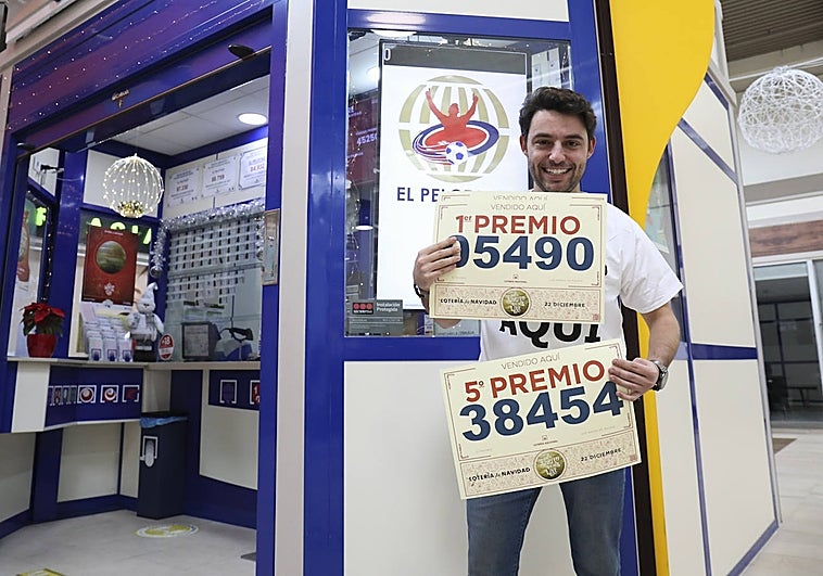 Beltrán, el lotero de Las Rozas que tiene que devolver ocho décimos del Gordo porque nadie los compró