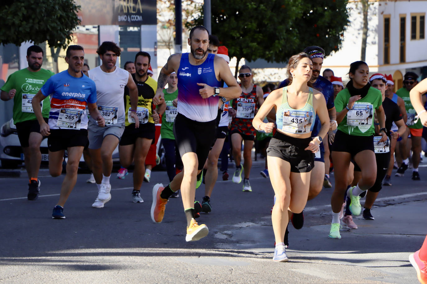 El ambientazo en la San Silvestre de Lucena, en imágenes