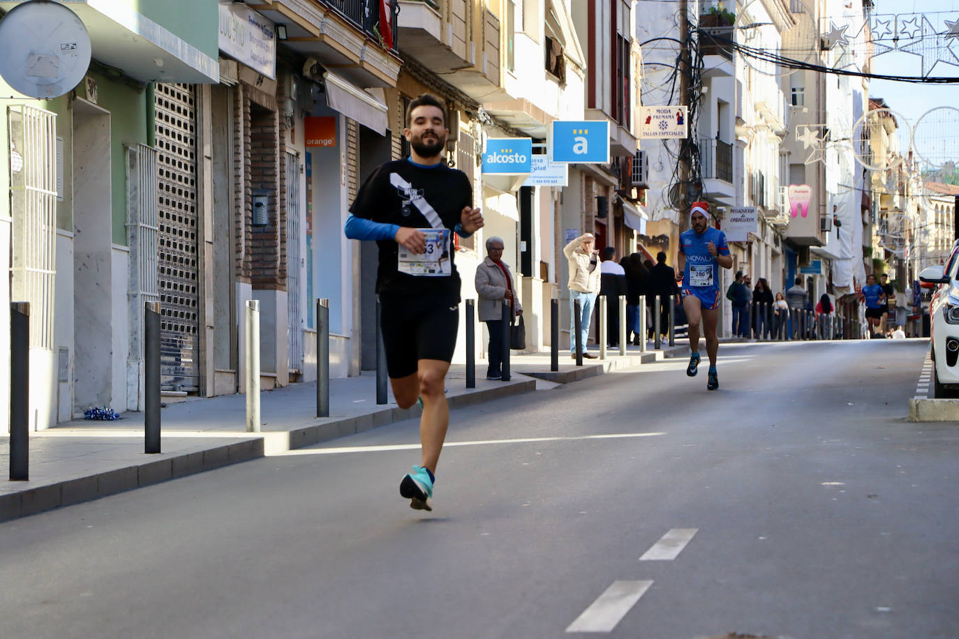 El ambientazo en la San Silvestre de Lucena, en imágenes