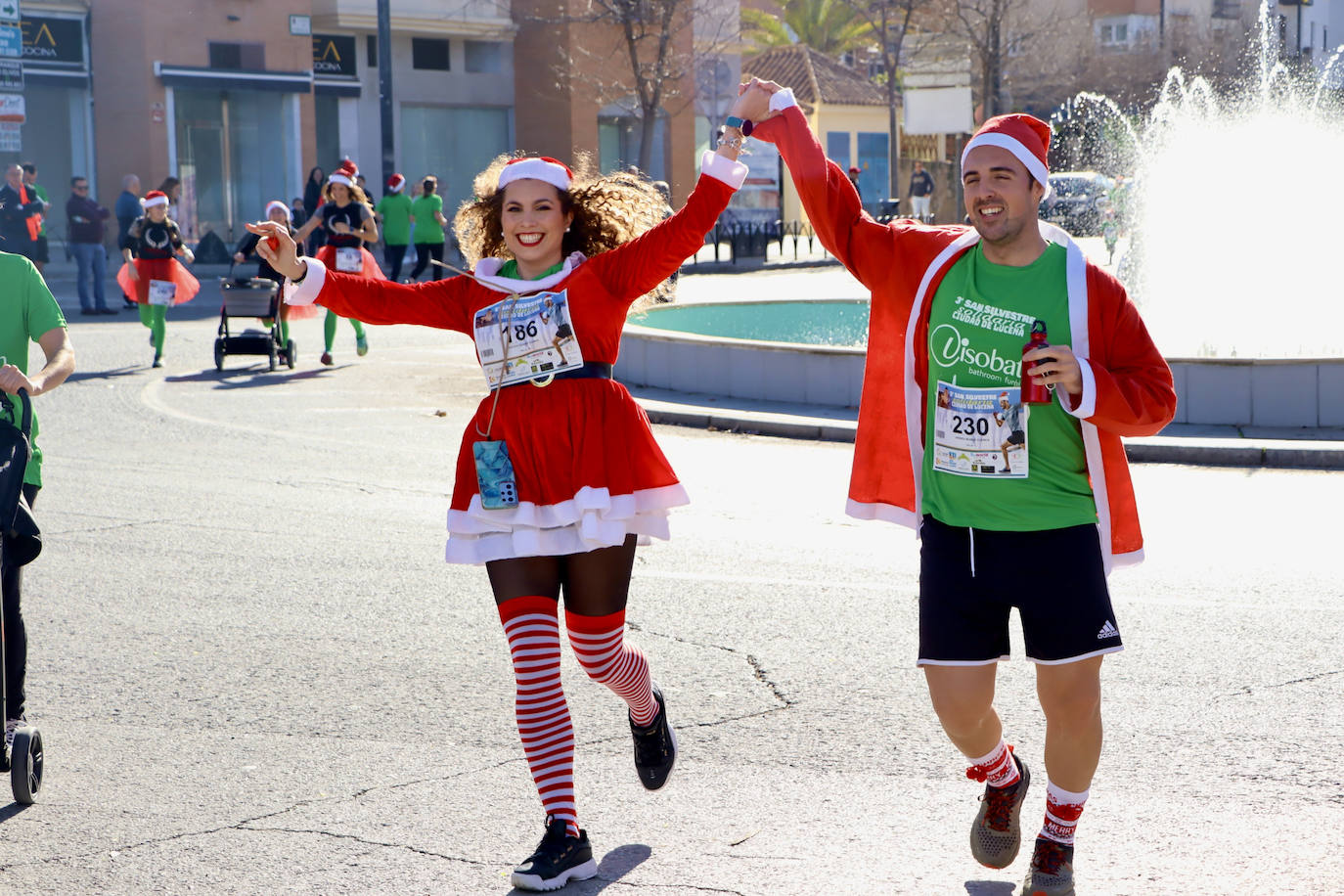 El ambientazo en la San Silvestre de Lucena, en imágenes