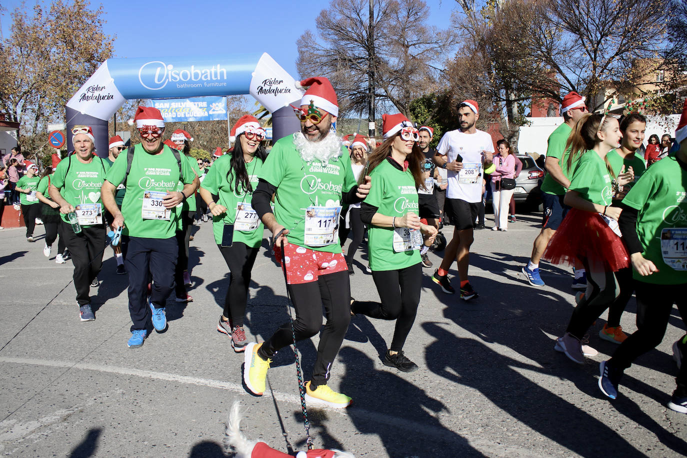 El ambientazo en la San Silvestre de Lucena, en imágenes