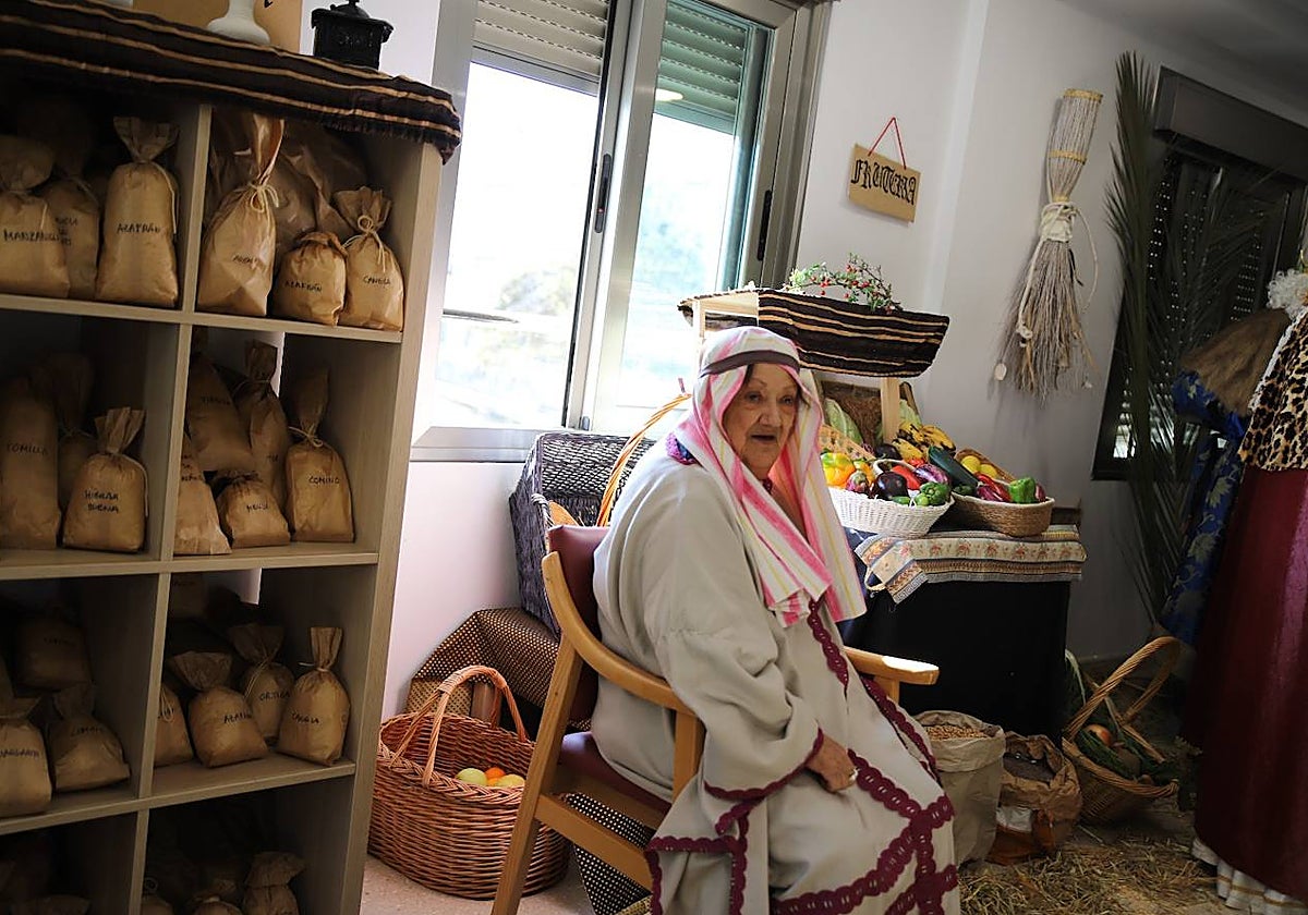 El Belén viviente de la residencia hogar San Pablo de Cáritas Córdoba, en imágenes