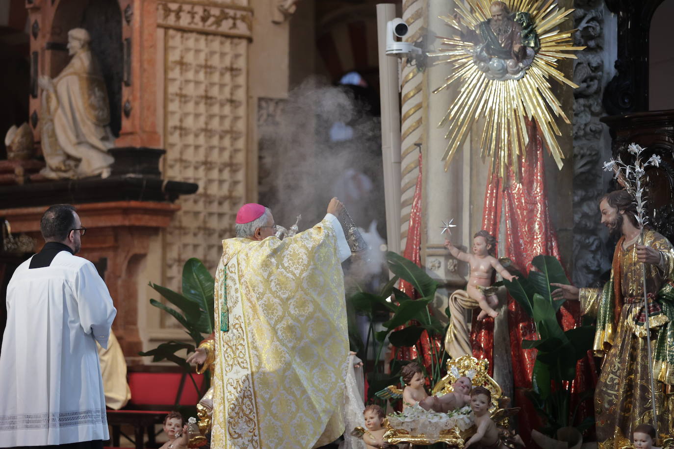 En imágenes, la misa de la solemnidad de Santa María en la Catedral de Córdoba