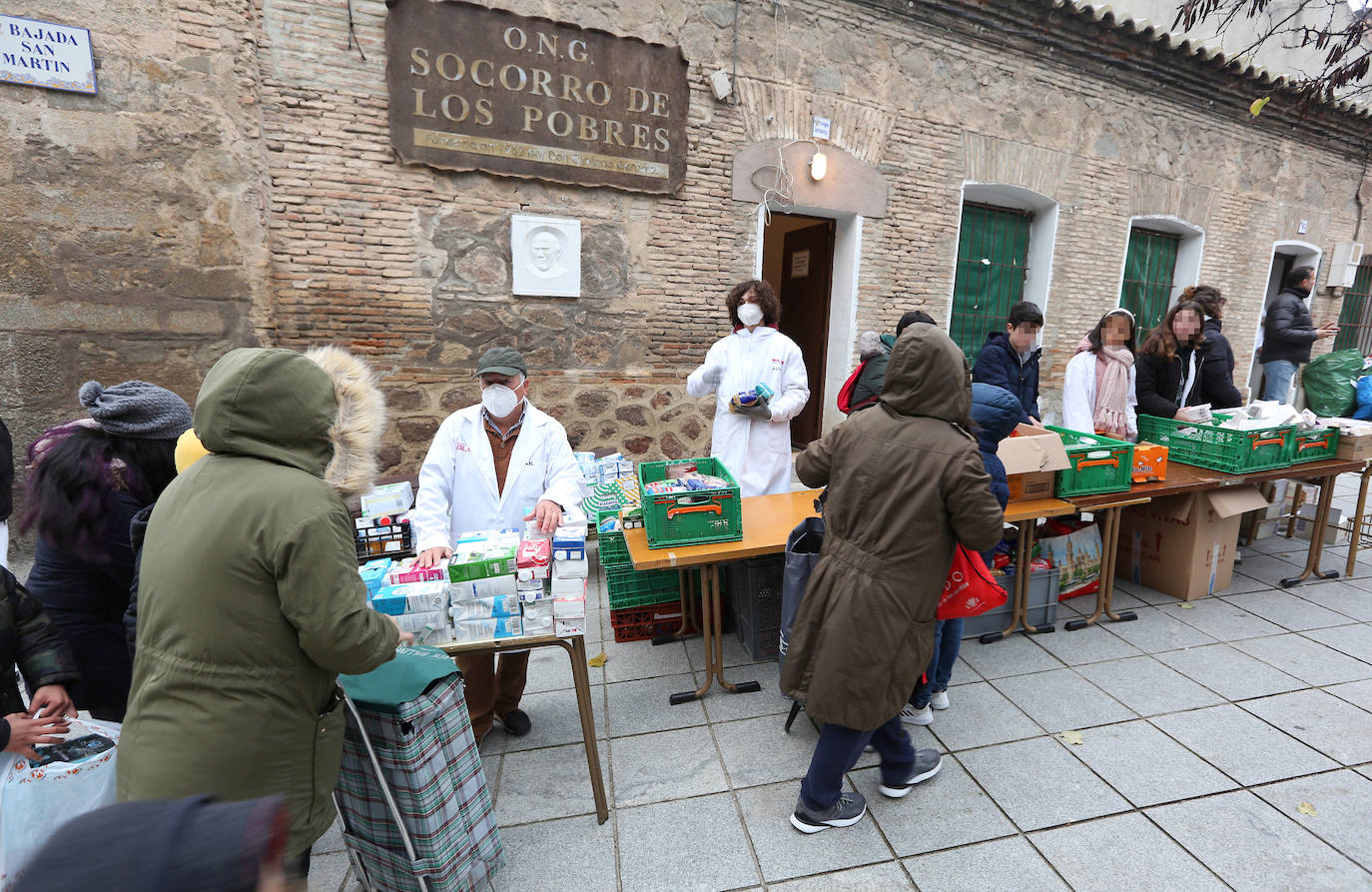 Las &#039;Reinas Magas&#039; de Cipriano reparten juguetes a los niños toledanos