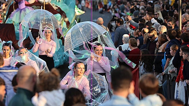 Bailarinas en el cortejo de los Reyes Magos de Córdoba
