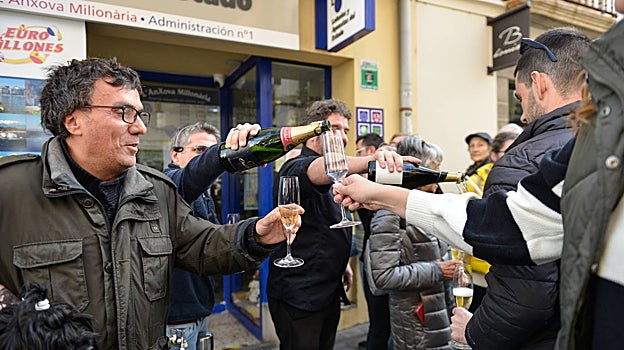 Celebración en L'Anxova Milionària