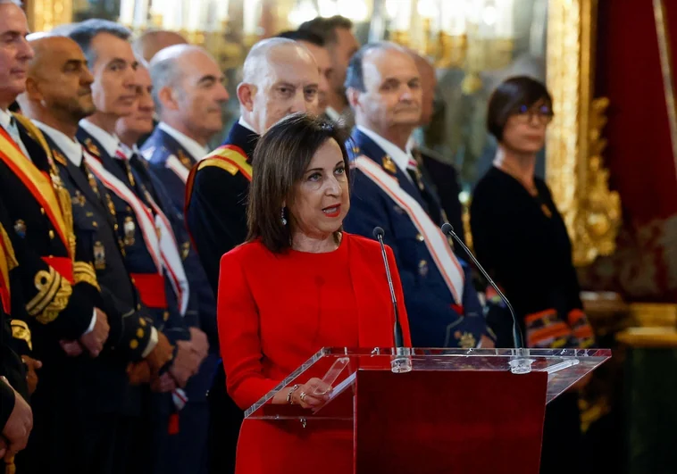 Robles destaca que el compromiso de España «por la paz» pasa por seguir enviando material a Ucrania