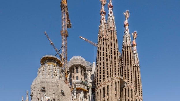 Imagen antes - La espectacular evolución de la Sagrada Familia de Barcelona en 5 años